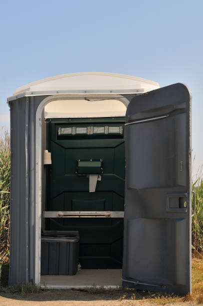 Best Portable restroom trailer rental  in Fort Bragg, CA